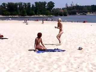 This Teen Nudist Strips Bare At A Public Beach